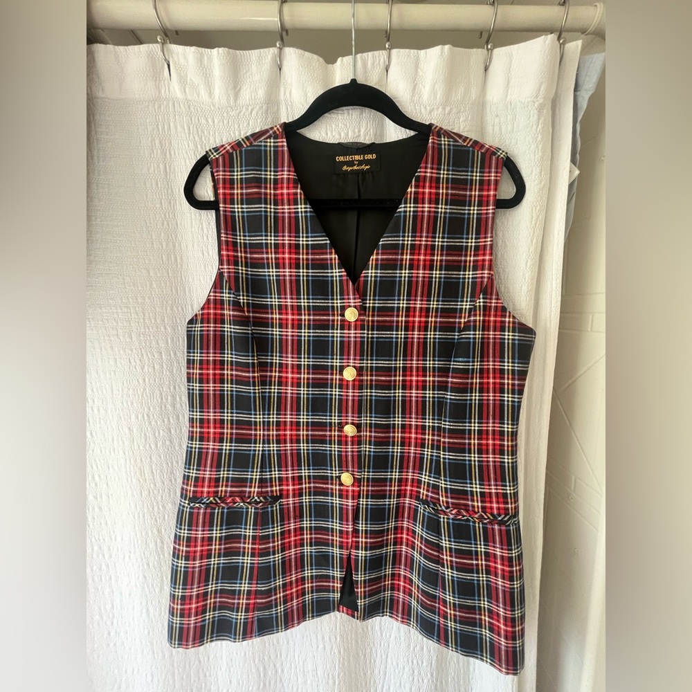 COLLECTIBLE GOLD VEST BY GIORGIO SANT ANGELO